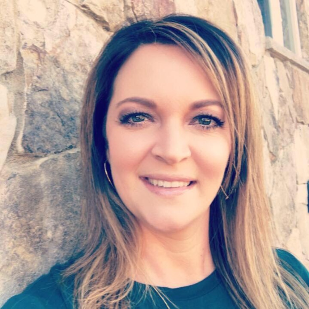 Meet your Posher, Jennifer